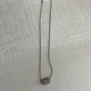 Kendra Scott pendant necklace